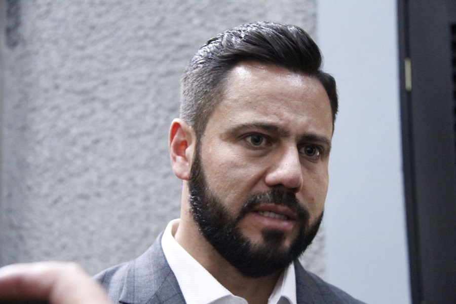 El presidente de la Diputación Permanente, Anuar Azar, dice que aún no se conocen las propuestas del Ejecutivo. 