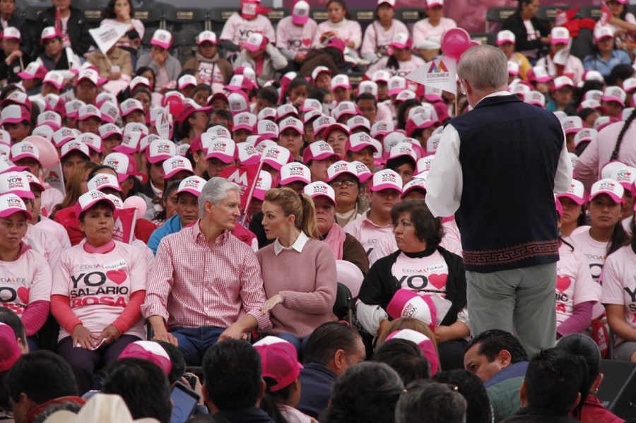 Durante el inicio del programa en el municipio de Villa Victoria. 