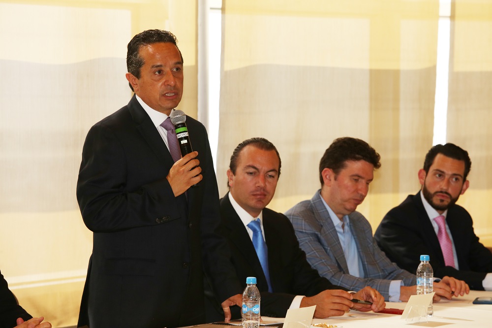El gobernador Carlos Joaquín González mencionó que son pocos los inversionistas regiomontanos que apuestan por Quintana Roo.