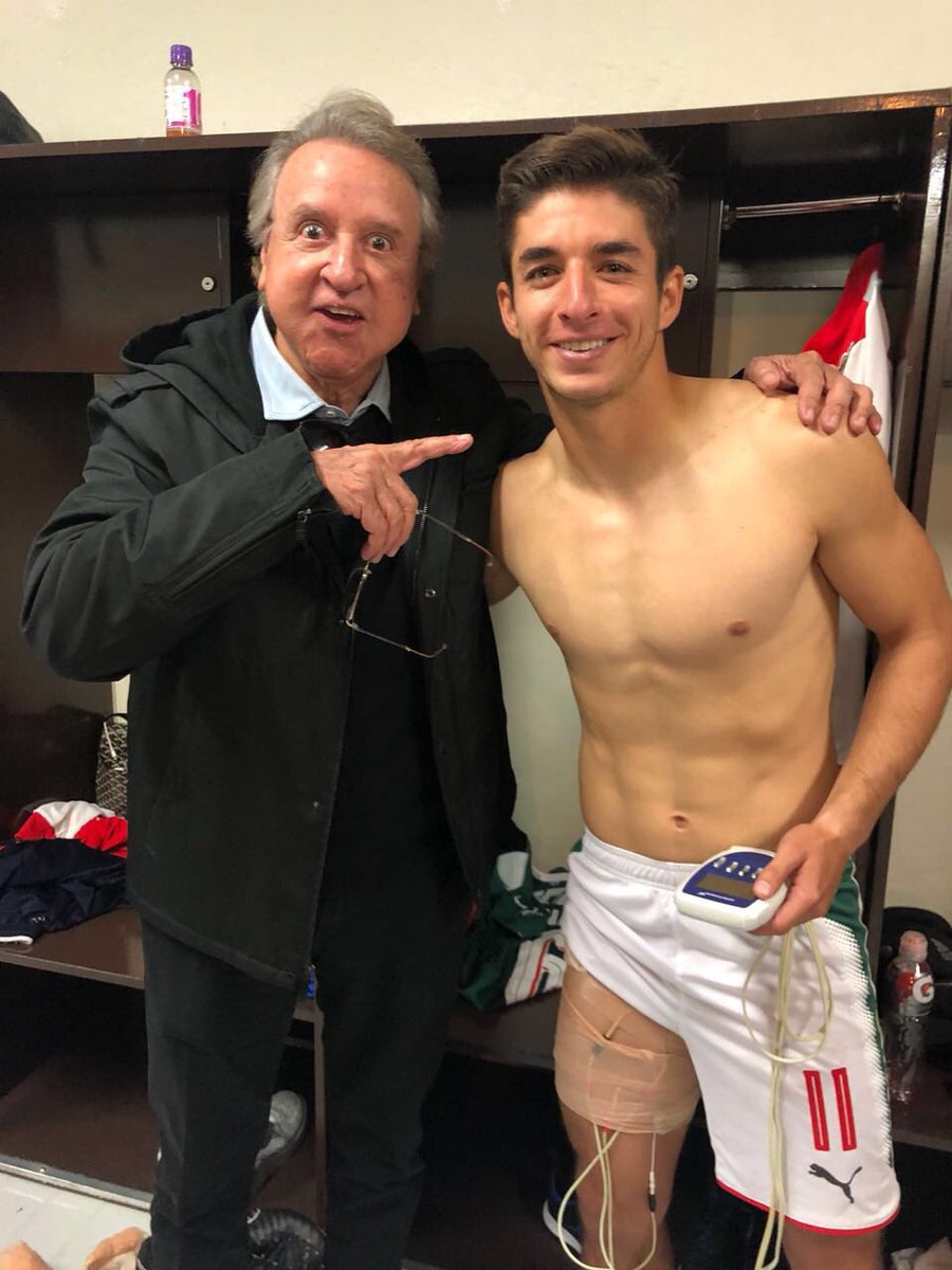 ‘Quico’ visita el vestidor de Chivas 