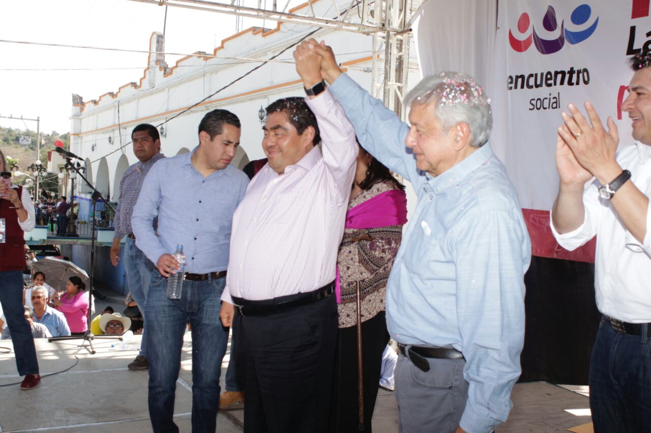 Jesús Giles Carmona, dirigente estatal del Partido Acción Nacional, calificó como “cínicas y mentirosas” las acusaciones emitidas por Barbosa Huerta