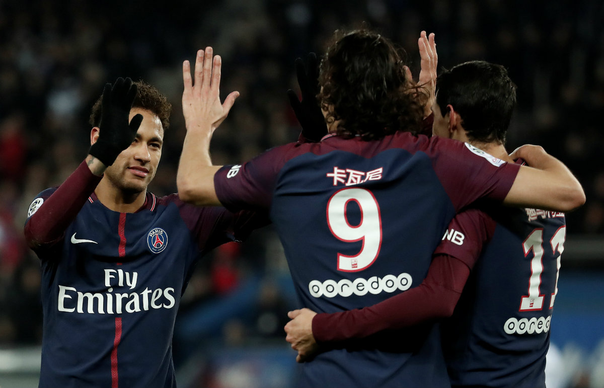 Edinson Cavani marca doblete en la goleada del PSG