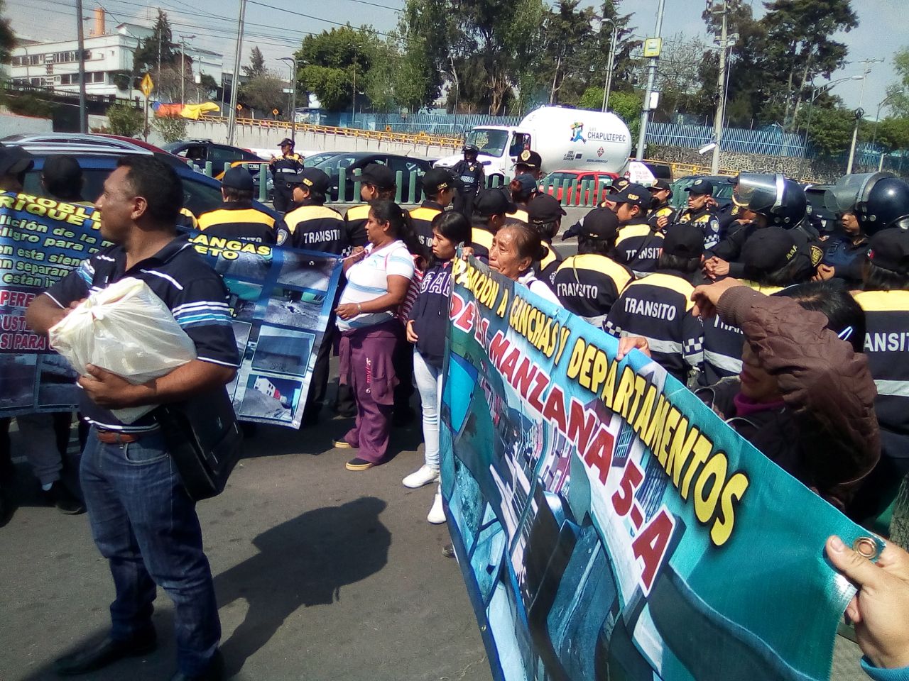 Ahora los damnificados están en espera de que la licenciada Andrea Espinoza García, jefa de atención ciudadana de Presidencia los reciba para darle so