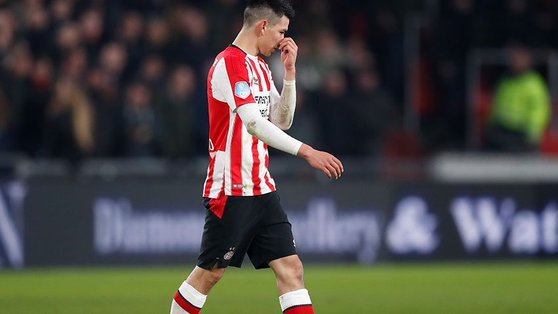 Hirving Lozano salió expulsado el fin de semana