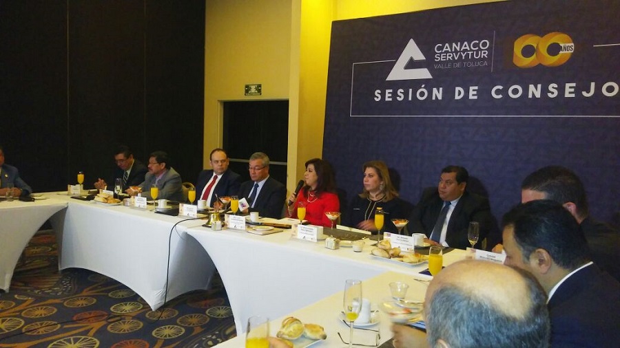 Durante el encuentro con la patronal. 