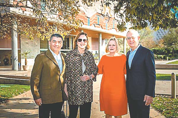 Reif Groisman (der.) estuvo de visita en el campus Monterrey. 