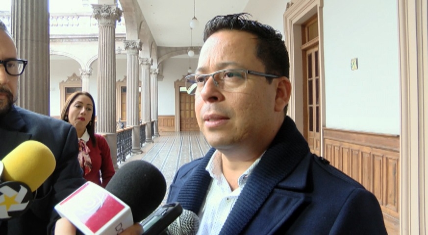 El alcalde de Santa Catarina, Héctor Castillo. 