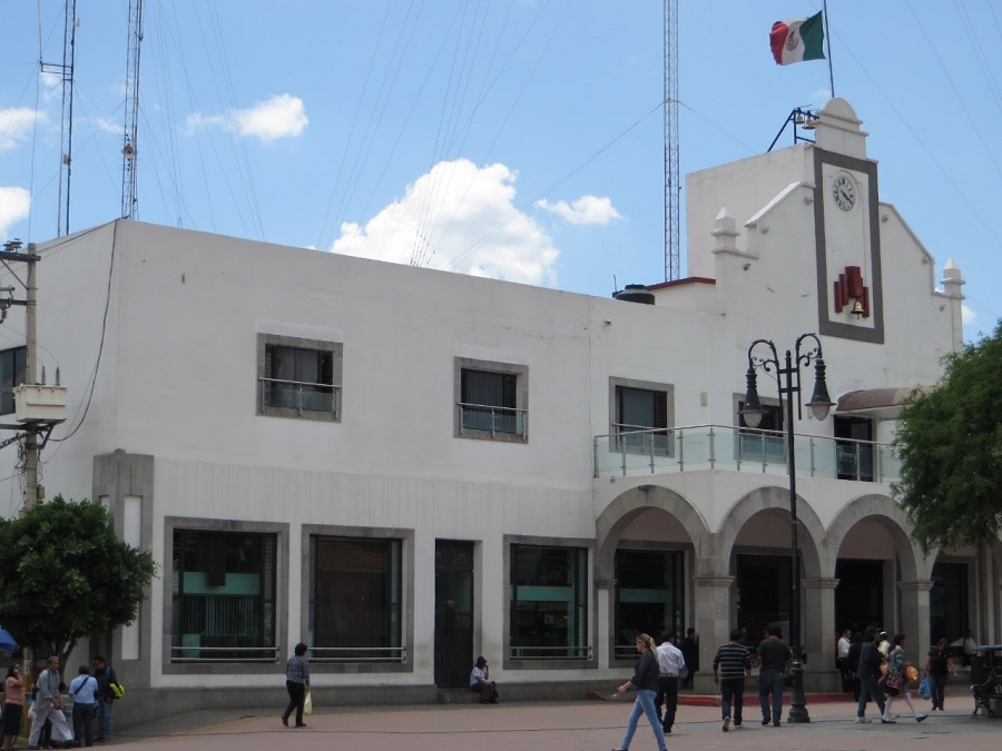 El edificio sede de la alcaldía fue desalojado por inseguro. 