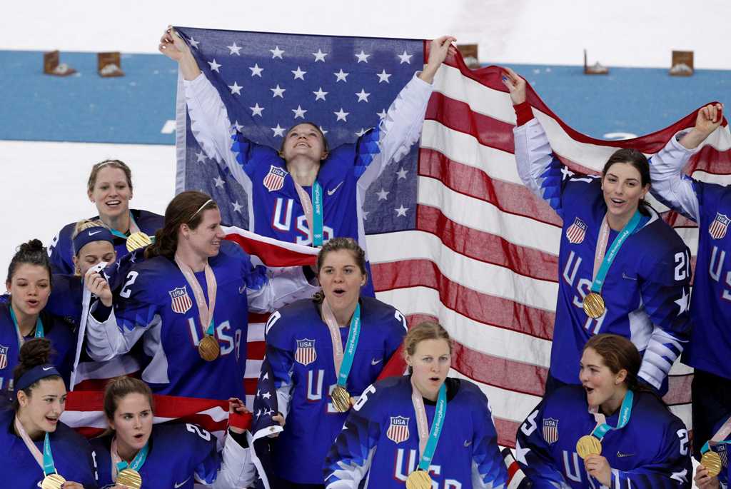 El equipo femenil de hockey de Estados Unidos 
