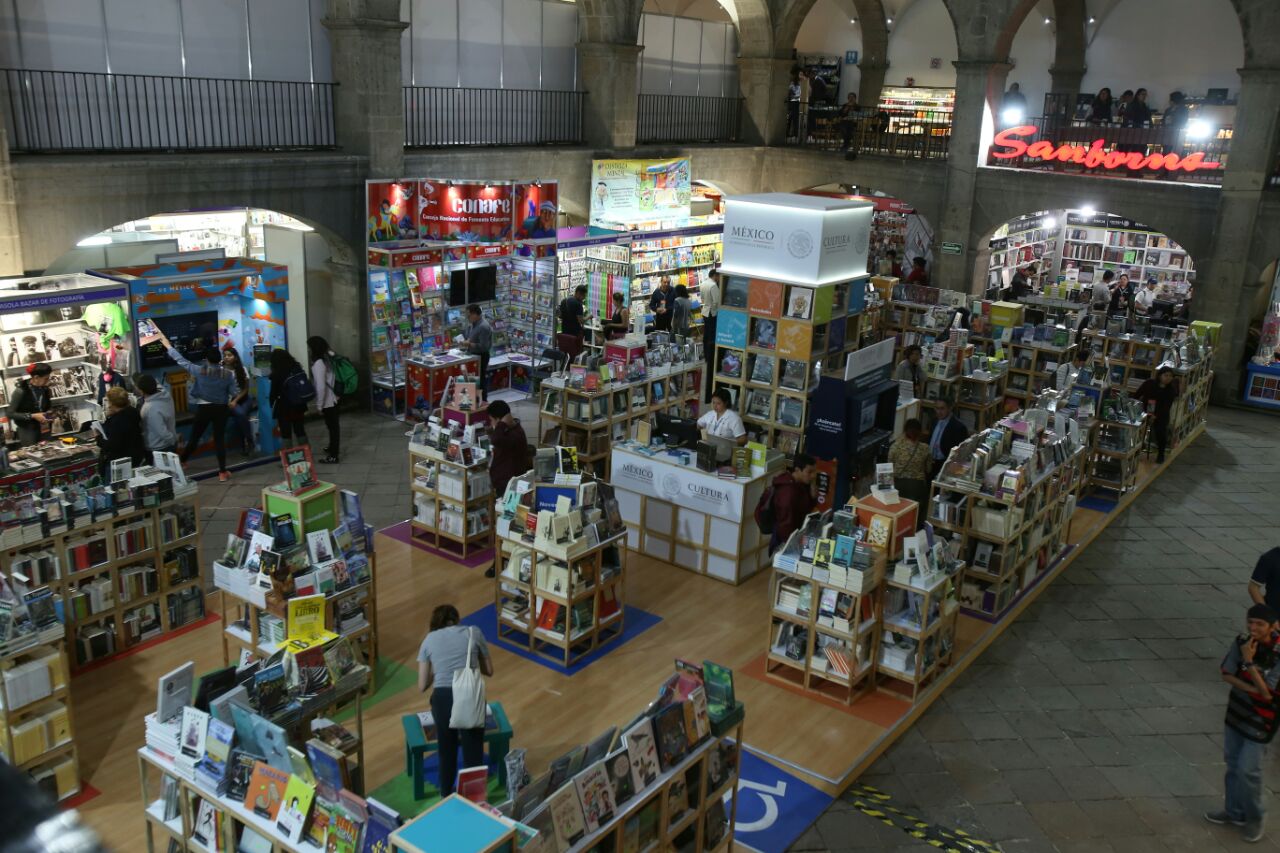 Imagen de la inauguración de la XXXIX Feria Internacional del Libro del Palacio de Minería.