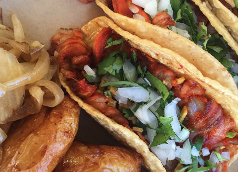 En Taquería Orinoco se pide tacos de trompo, no de pastor. 