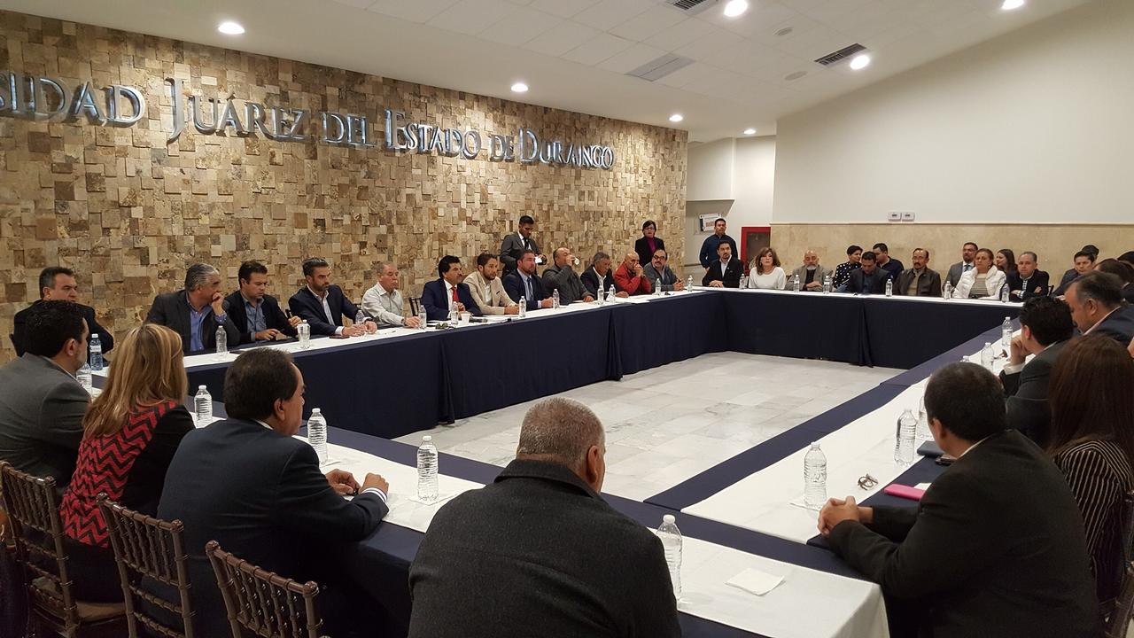 Tras la presión de los empresarios este jueves se reunieron con el alcalde.