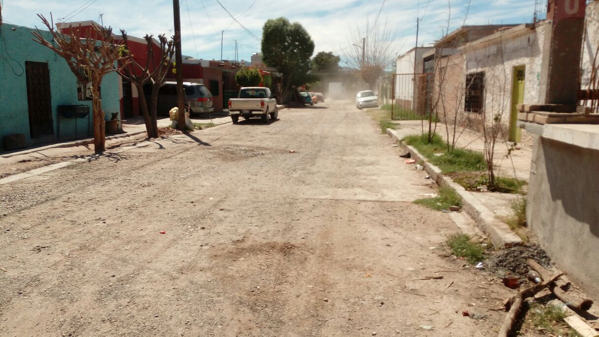 Incluso una calle cuenta con el nombre de un ex alcalde y es de las más deterioradas.