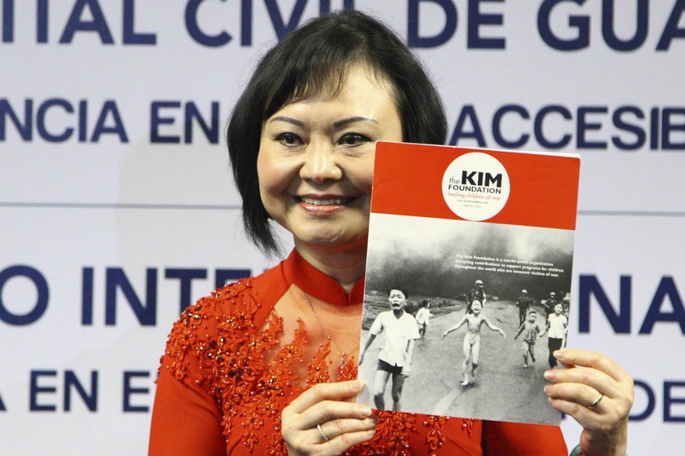 Kim Foundation International apoya a niños víctimas de guerra.