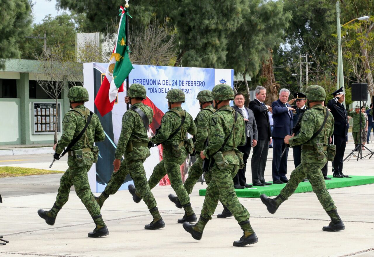 Acto Cívico en la Onceava Región Militar de Torreón por el 197 aniversario de la Bandera.