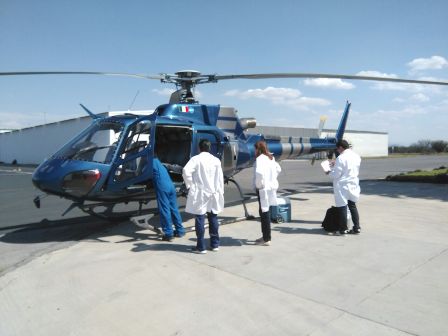 Llevan médicos resguardo de donación de órganos de Luis Manuel, originario de la Huasteca Potosina.