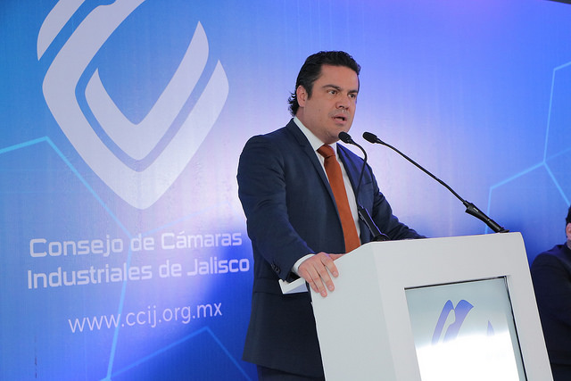 Aristóteles Sandoval, hizo un llamado a las  fuerzas políticas de estado para que las campañas no se basen en insultos o descalificaciones 