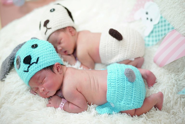 Bebés recién nacidos, en un hospital de Bangkok, en Tailandia.
