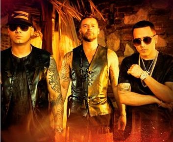 La canción explora los versos provocativos y el sonido caribeño 