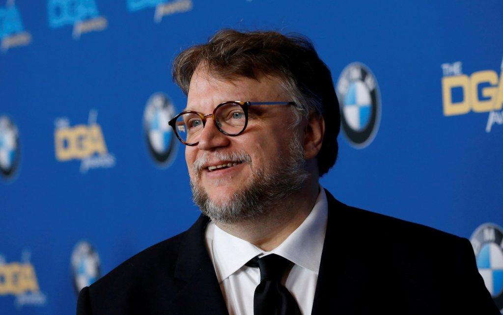 Del Toro ha trabajado, en varios ámbitos de una producción cinematográfica, con muchos artistas.