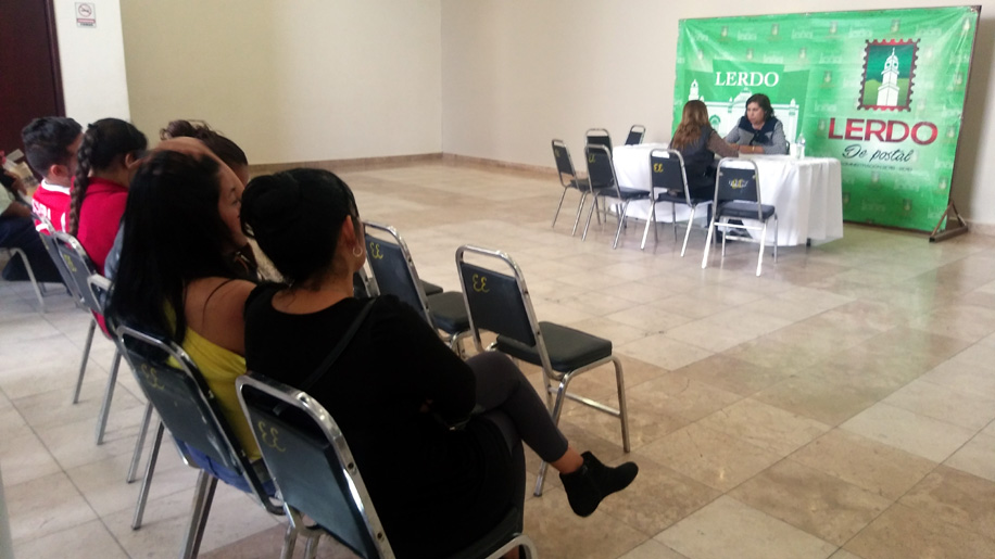 Habitantes manifestaron que llevan años requiriendo de estos servicios.