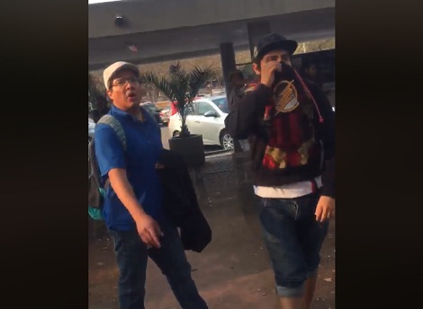 Los jóvenes amenazaron al alumno luego de que este los acusara de consumir drogas y alcohol.