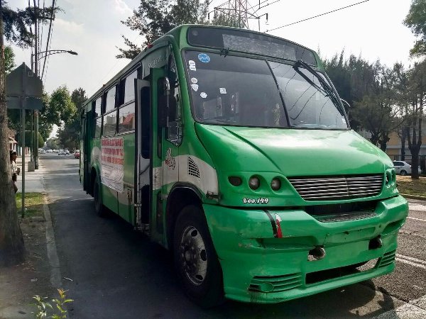 La Semovi estima que en la CdMx hay cerca de 150 mil taxis y 23 mil vehículos que prestan el servicio de transporte colectivo. 