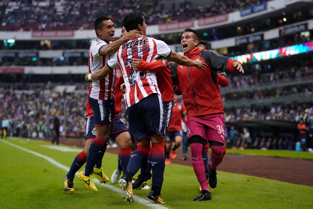 Chivas se medirá al América en el Clásico Nacional 