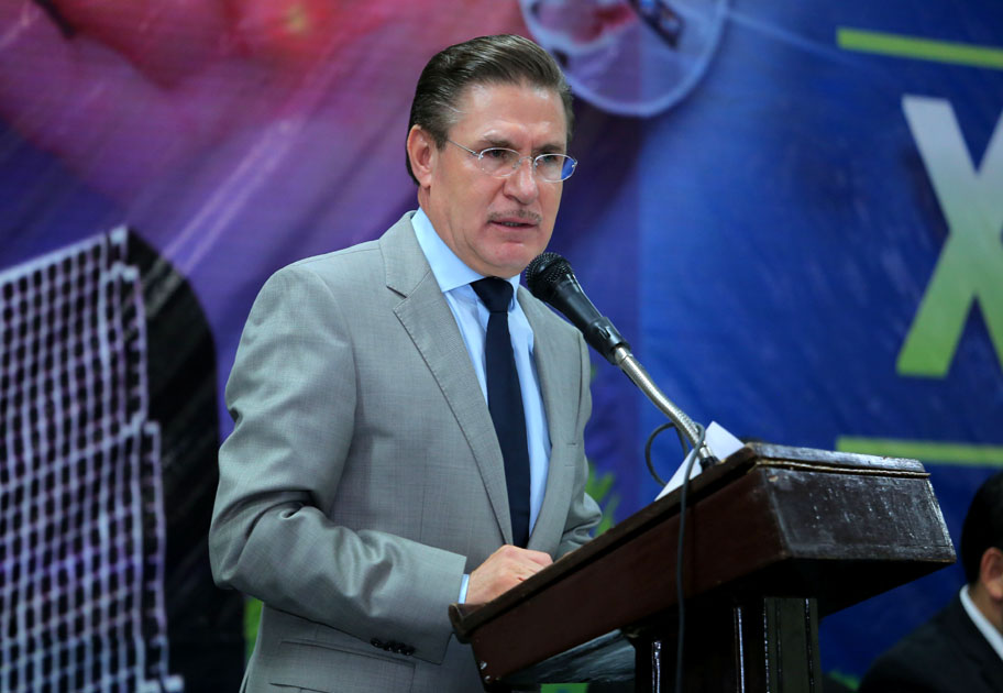 El gobernador de Durango sólo está a la espera que ratifiquen las candidaturas para realizar los cambios en su gabinete.