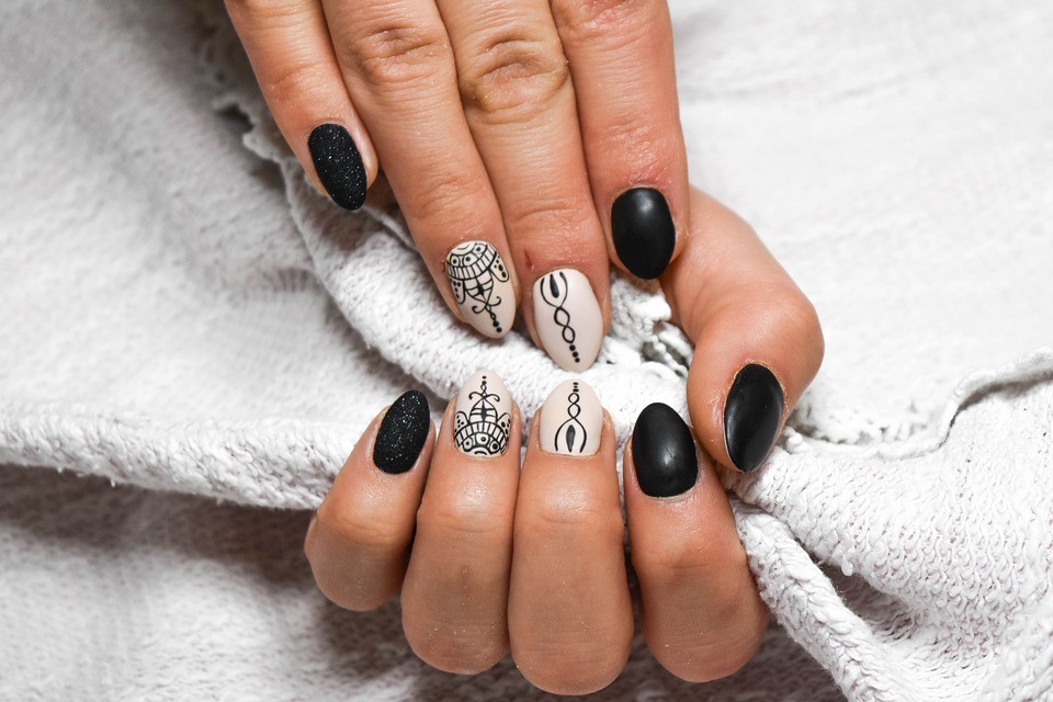 Fortalece tus uñas con estos remedios caseros. 