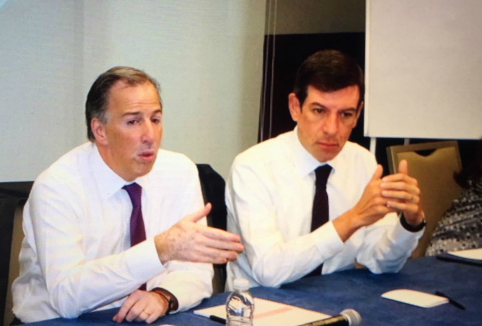 José Antonio Meade estuvo acompañado de Miguel Castro, candidato priista a la gubernatura de Jalisco. 