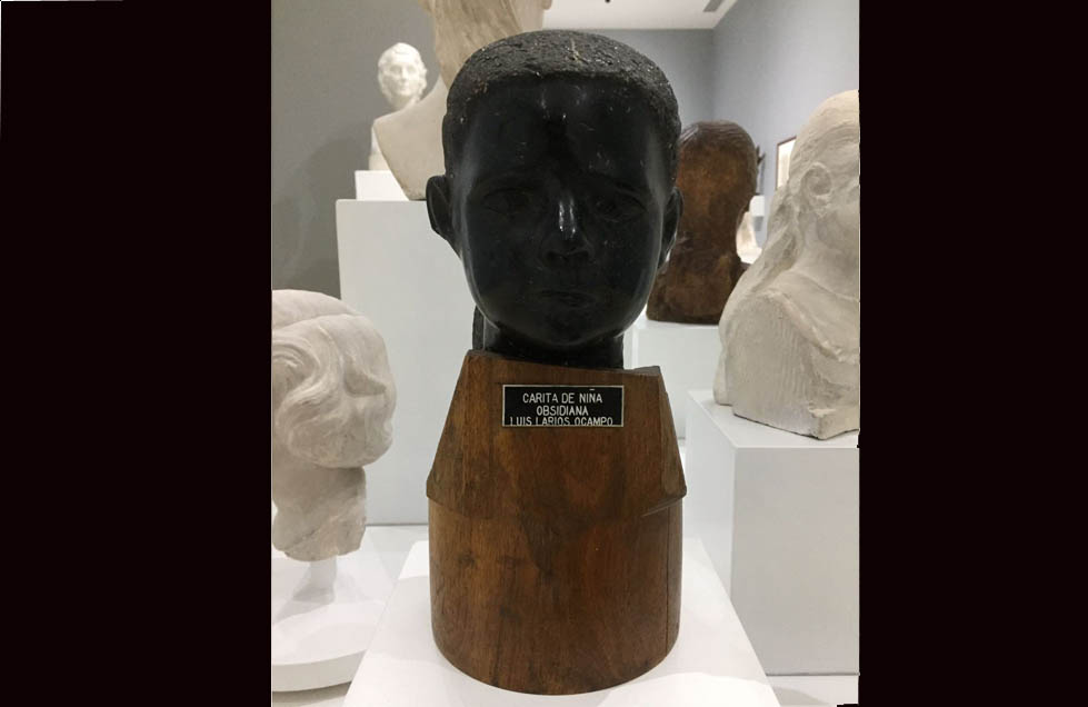 La obsidiana era el material preferido de Luis Larios Ocampo