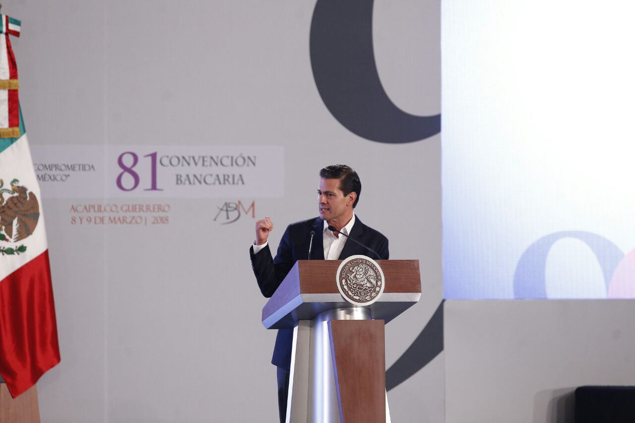 El presidente Enrique Peña Nieto promulgó la Ley Fintech.