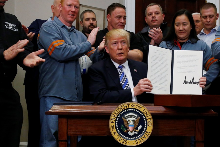Trump conformó los aranceles a las importaciones de acero y aluminio.