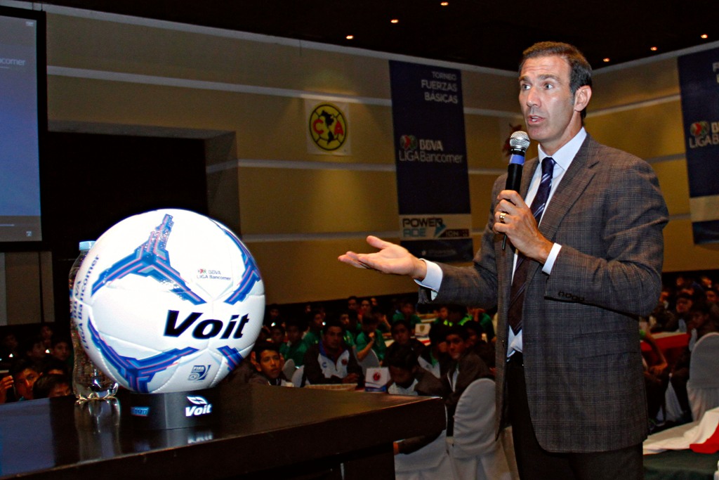 Francisco Gabriel de Anda nuevo director deportivo de Chivas