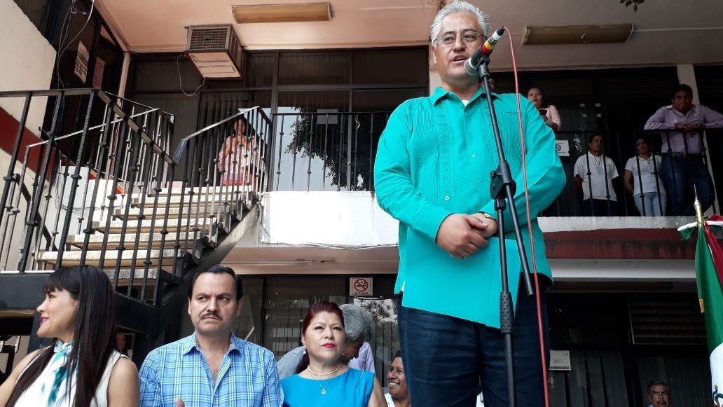 El ex rector de la UEAM reiteró que hay una persecución política en su contra.