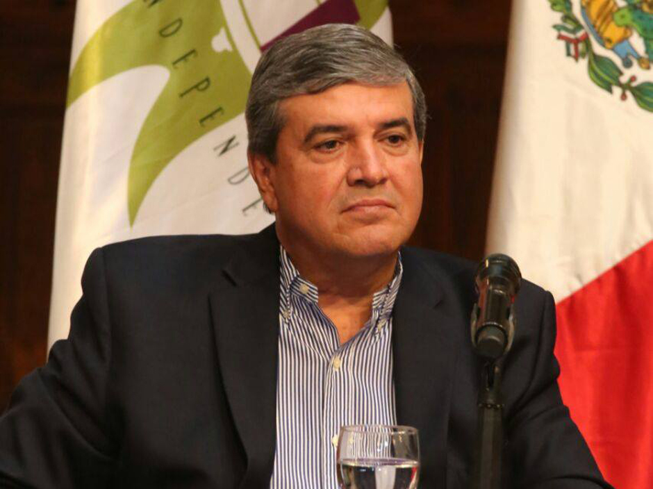 Manuel González, gobernador interino de Nuevo León. 