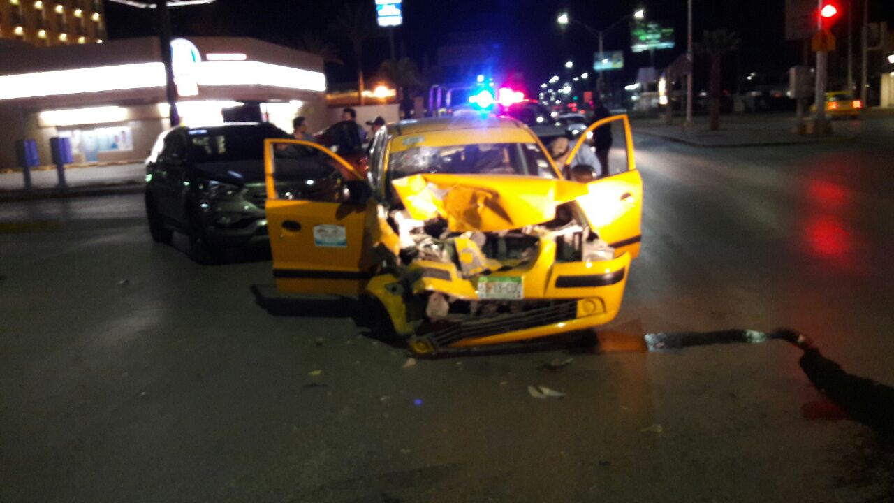 El accidente se reportó en la madrugada de este domingo. 