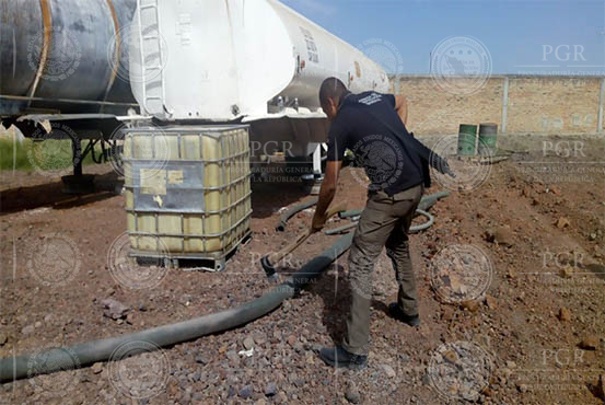 El MP obtuvo órdenes de cateo para una empresa en Nuevo León, así como cinco estaciones de servicio de combustibles, dos en Coahuila y tres más en Dur