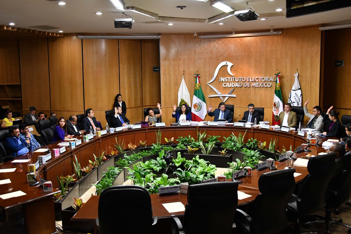 El IECM también tiene previsto realizar 53 debates, programados entre el 18 de abril y el 20 de junio de este año.