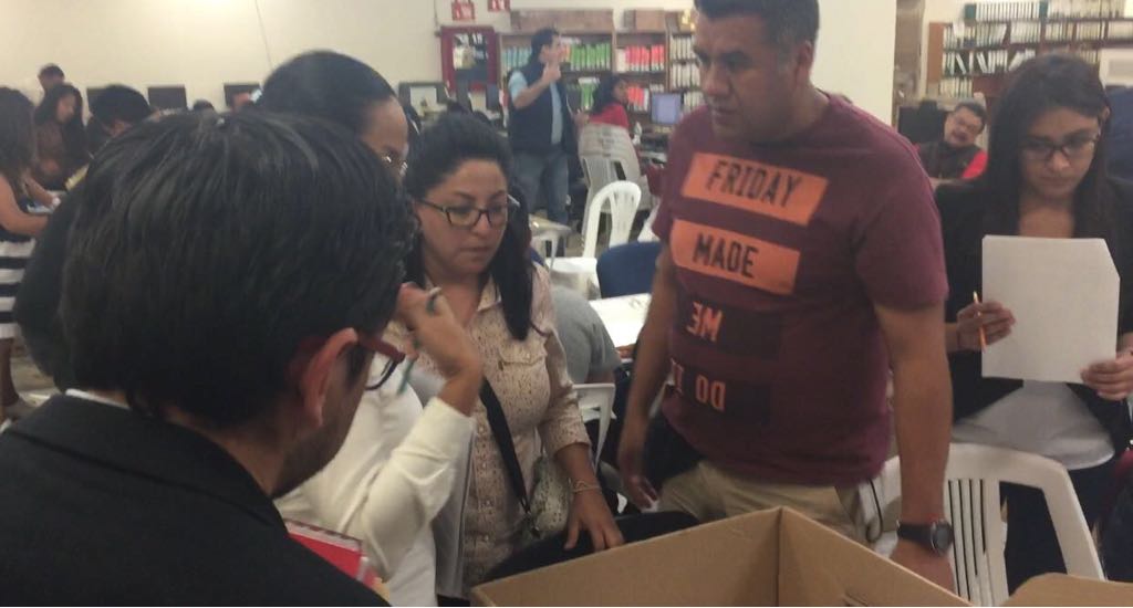 El PRI entregó sus listas de candidatos plurinominales al Senado y Cámara de Diputados.