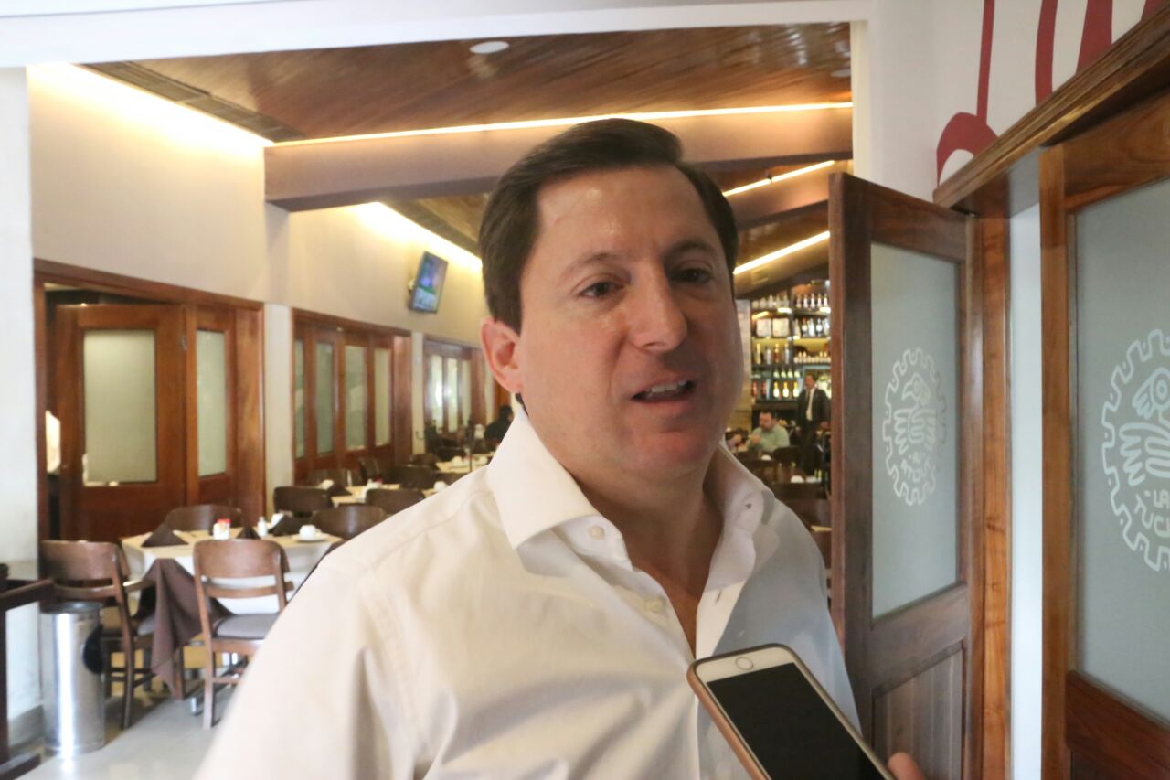 Hoy tuvo un desayuno con precandidatos e integrantes del PVEM,
