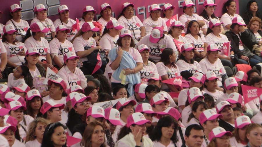 Mujeres durante un evento del programa. 