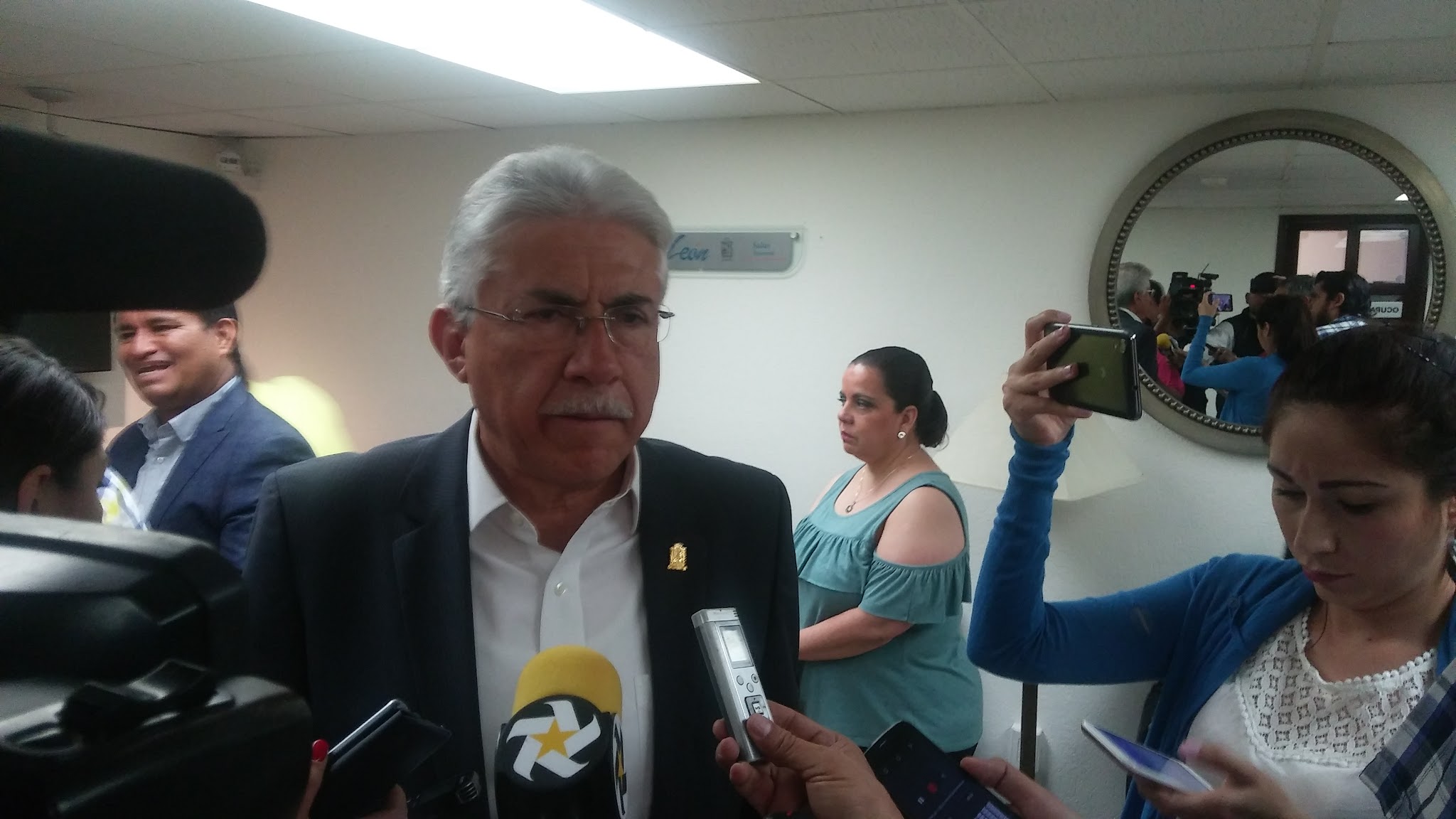 Síndico Luis Ernesto Ayala Torres. 