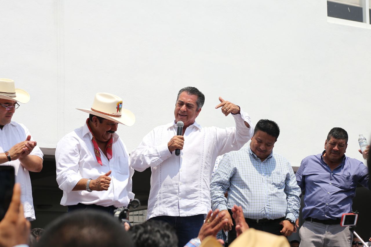 'El Bronco' visitó al candidato independiente a la gubernatura de Chiapas, Jesús Alejo Orantes Ruiz.