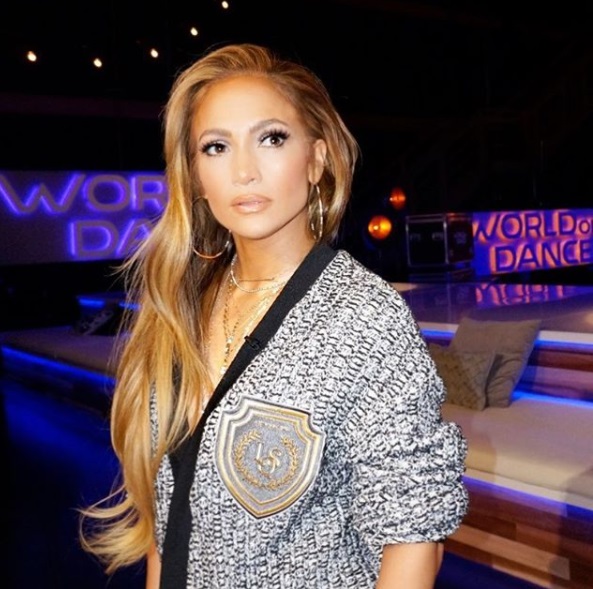 Jennifer Lopez confiesa que fue acosada sexualmente.