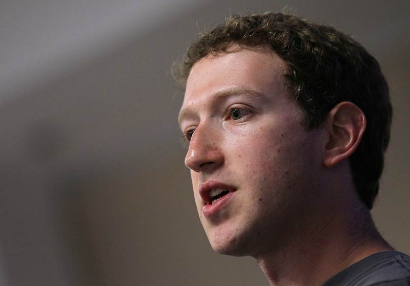 Zuckerberg se comprometió a investigar aplicaciones con acceso a grandes cantidades de información.