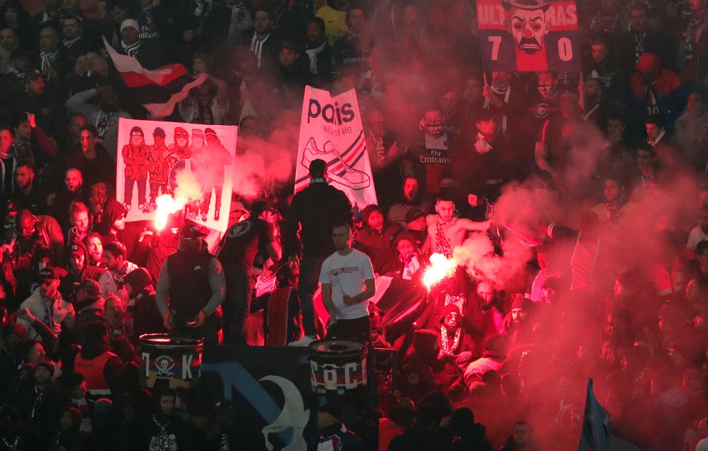 Aficionados de PSG en el encuentro ante Real Madrid 