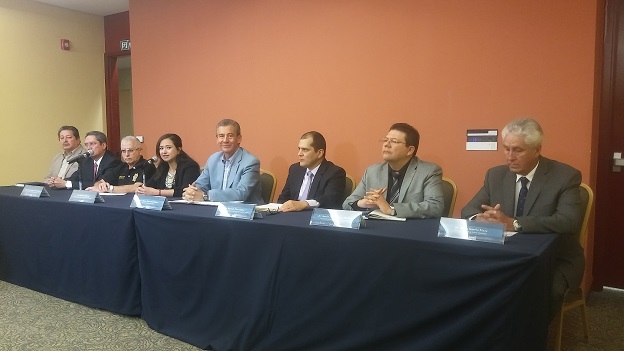 El alcalde de León anunció iniciativa para reducir accidentes de tráfico. 