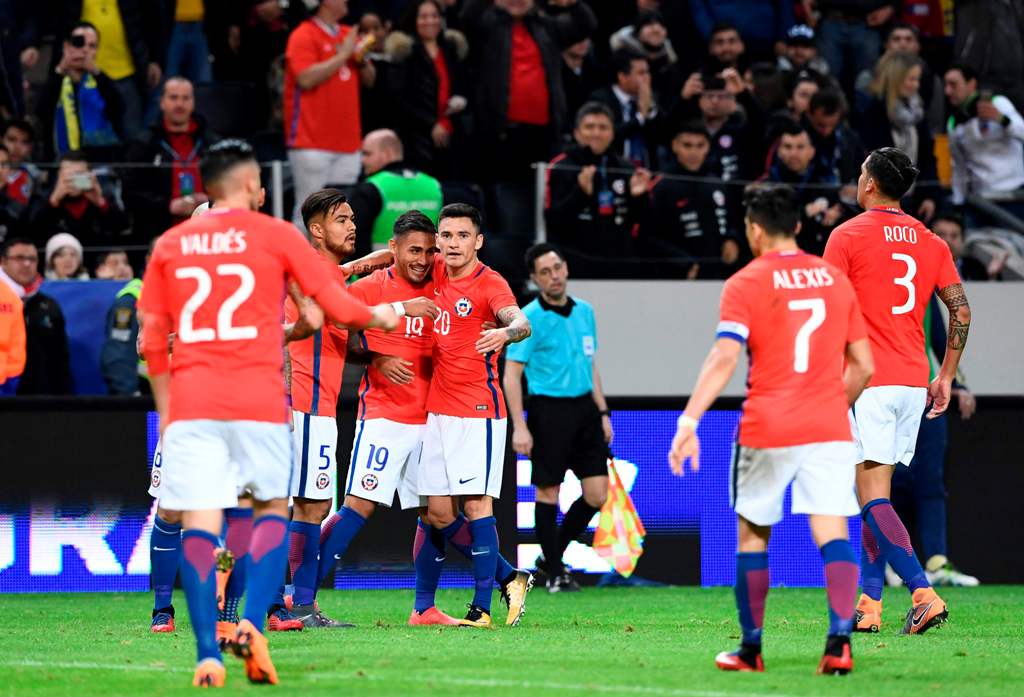 Chile vence a Suecia en partido amistoso